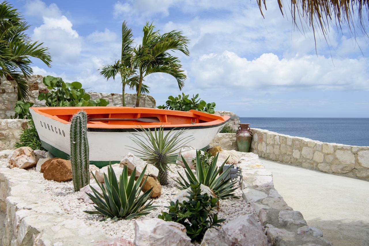 Lagun Blou Dive And Beach Resort Exteriör bild